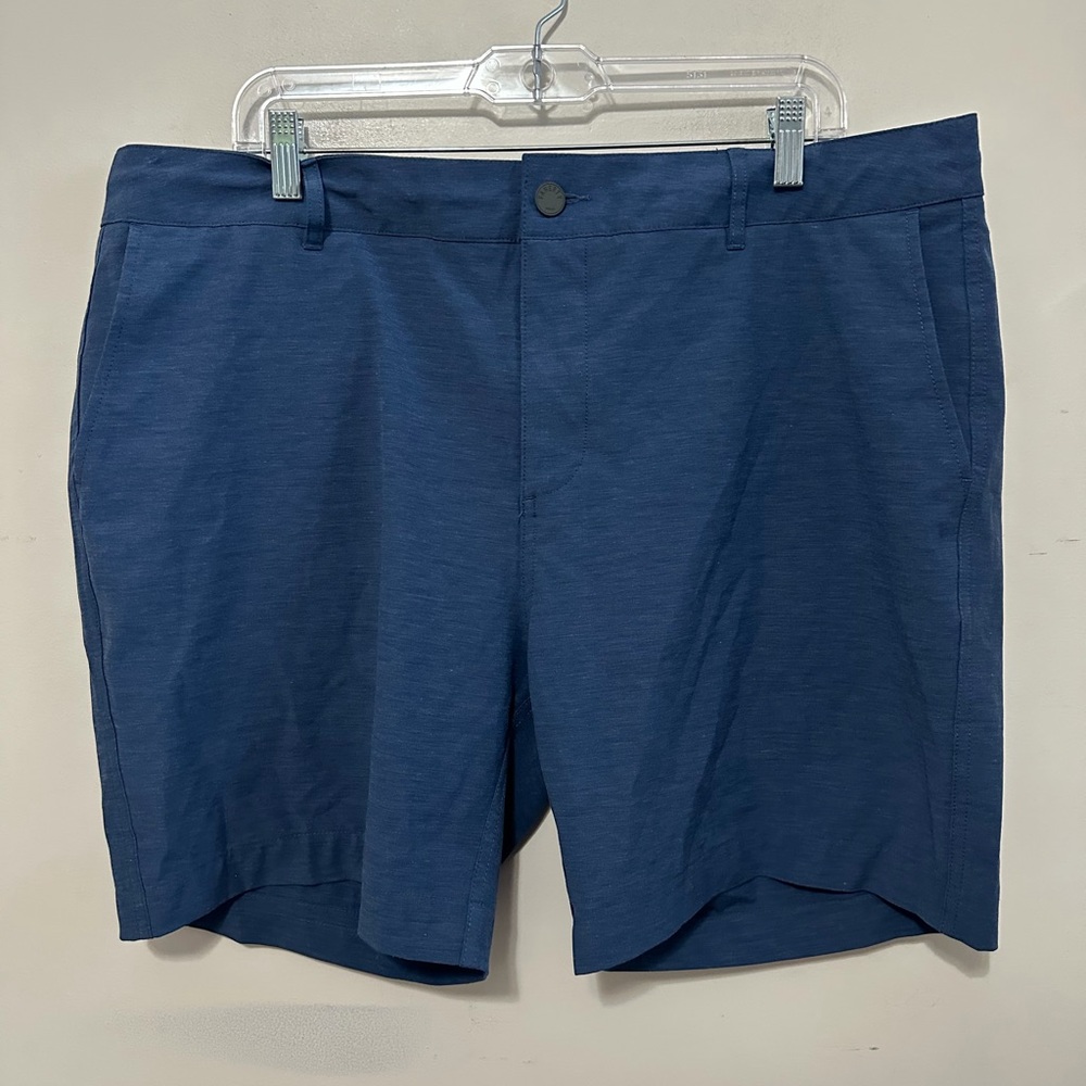 Faherty All Day Shorts in a blue Men’s Size 38 and Inseam 6”